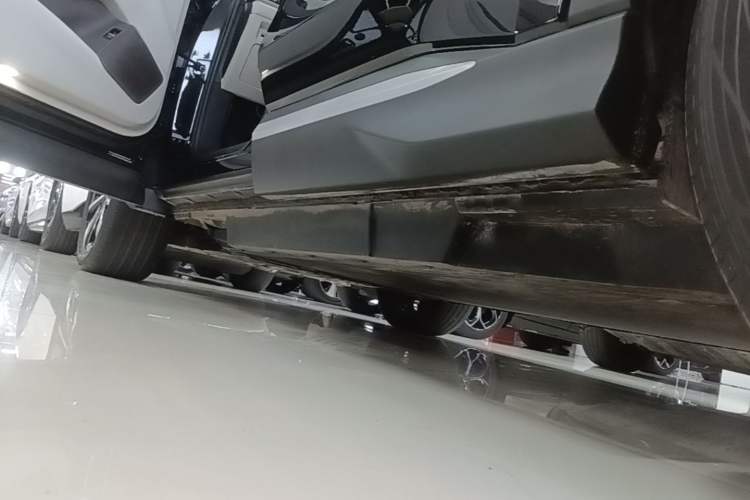 Used BYD Song PLUS New Energy 2025 EV Smart Drive Edition 605km Flagship Model Left Side Sill
