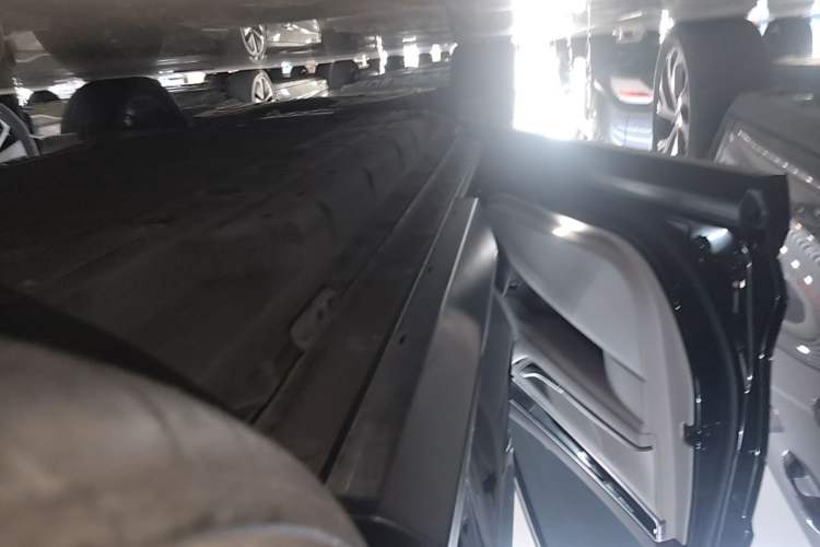 Used BYD Song PLUS New Energy 2025 DM-i Intelligent Driving 160KM Flagship Model Left Side Sill