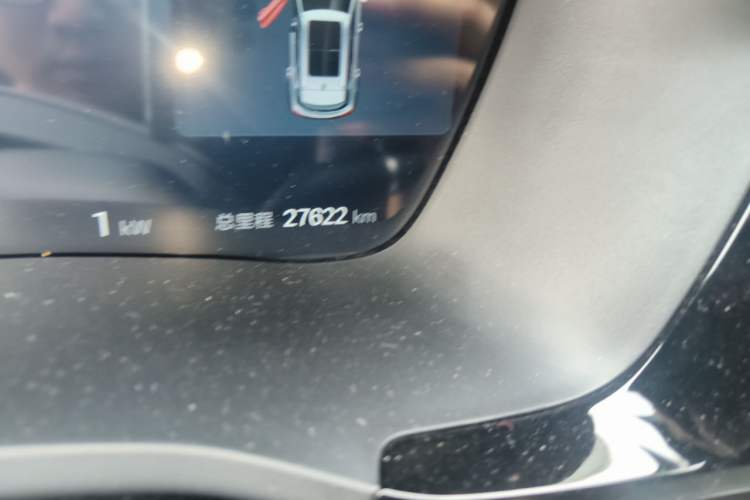 Used BYD Song PLUS New Energy 2025 DM-i Smart Drive 112KM Prestige Model Odometer Close Up