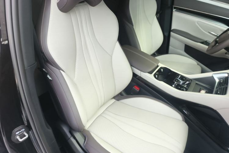 Used BYD Song PLUS New Energy 2025 DM-i Smart Drive 112KM Prestige Model Right Front Seat
