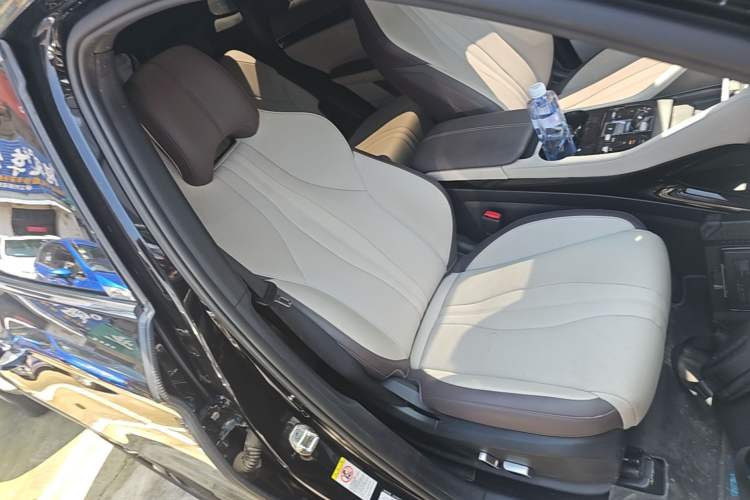 Used BYD Song PLUS New Energy 2025 EV Smart Drive Edition 605km Flagship Model Right Front Seat
