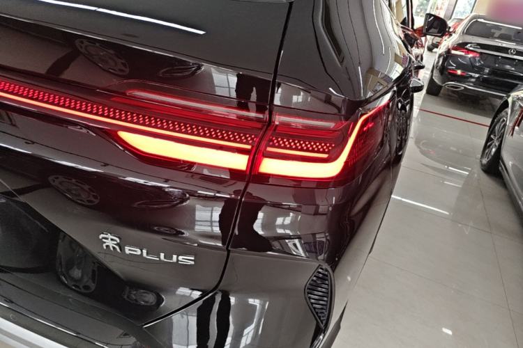 Used BYD Song PLUS New Energy 2025 DM-i 112KM Prestige Model Right Rear Taillight