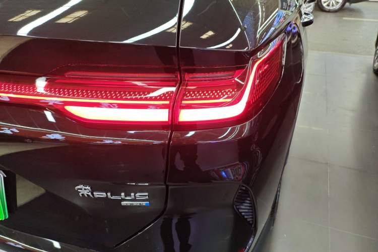 Used BYD Song PLUS New Energy 2025 EV 520km Premium Version Right Rear Taillight