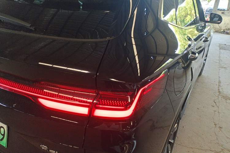 Used BYD Song PLUS New Energy 2025 DM-i 112KM Prestige Model Right Rear Taillight