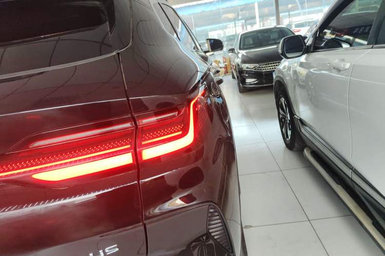 Used BYD Song PLUS New Energy 2025 DM-i 112KM Prestige Model Right Rear Taillight
