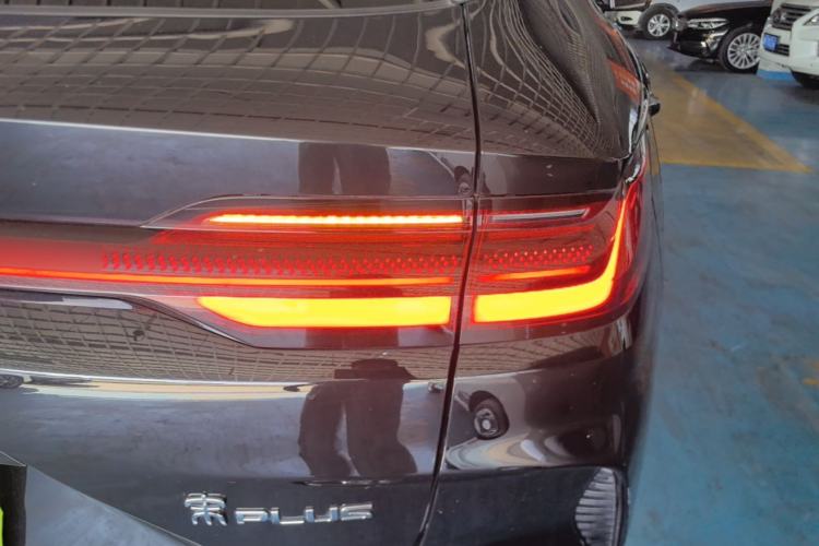 Used BYD Song PLUS New Energy 2025 DM-i 112KM Prestige Model Right Rear Taillight