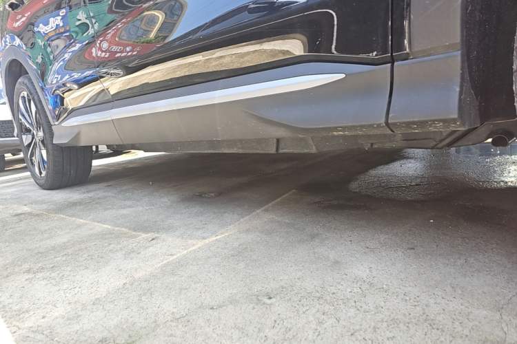 Used BYD Song PLUS New Energy 2025 EV Smart Drive Edition 605km Flagship Model Right Side Sill