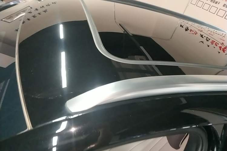 Used BYD Song PLUS New Energy 2025 DM-i 112KM Prestige Model Roof