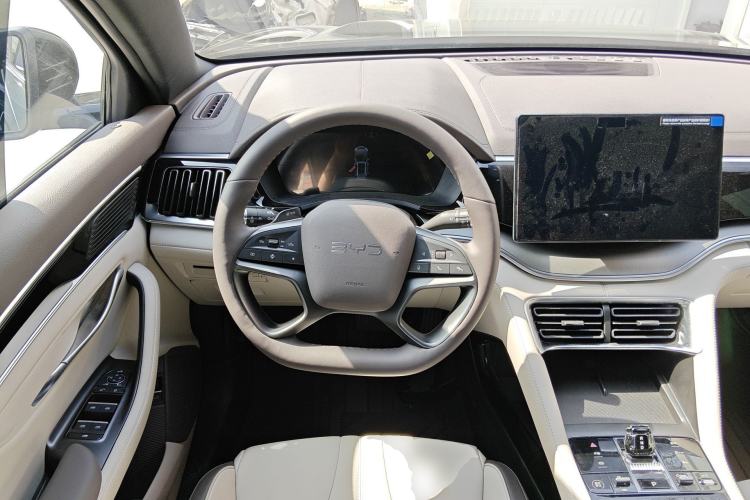 Used BYD Song PLUS New Energy 2025 DM-i Intelligent Driving 112KM Prestige Model Steering Wheel