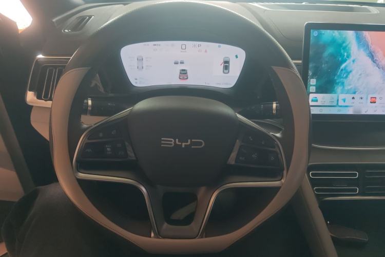 Used BYD Song PLUS New Energy 2025 DM-i 112KM Prestige Model Steering Wheel