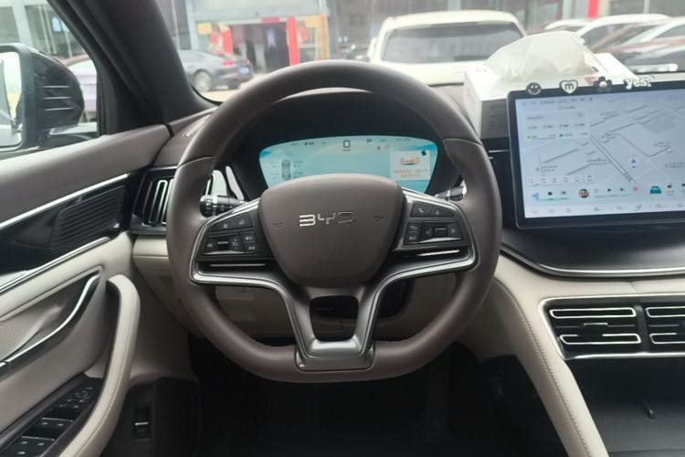 Used BYD Song PLUS New Energy 2025 DM-i 112KM Prestige Model Steering Wheel
