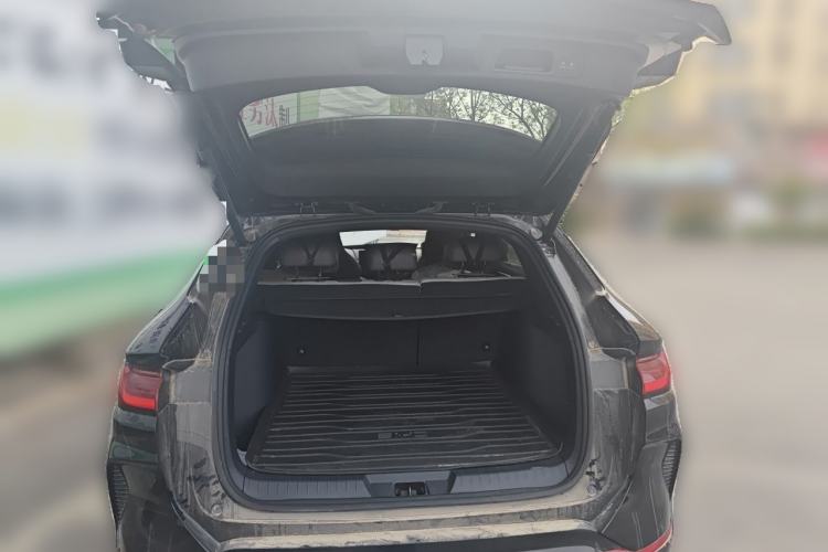 Used BYD Song PLUS New Energy 2025 DM-i 112KM Prestige Model Trunk