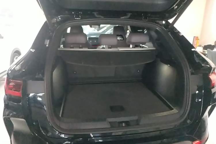 Used BYD Song PLUS New Energy 2025 DM-i 112KM Prestige Model Trunk