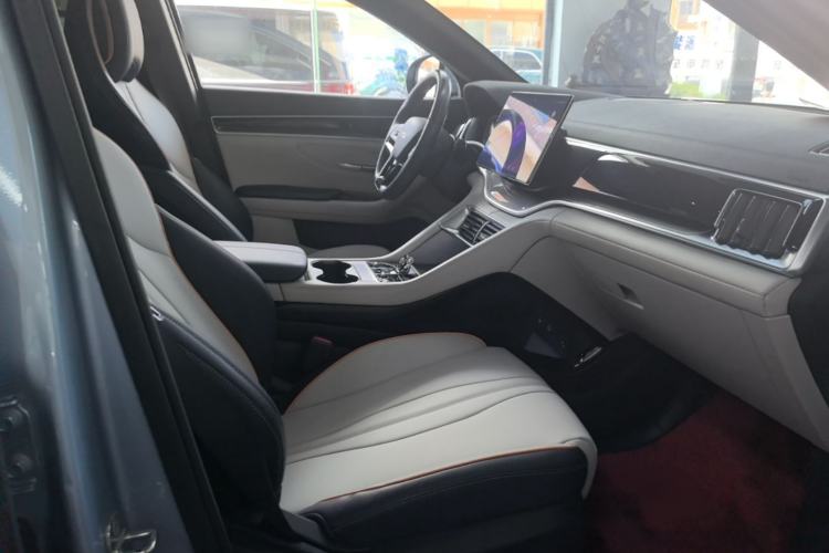 Used BYD Song PLUS New Energy 2025 EV Smart Drive Edition 605km Flagship Model Right Front Seat