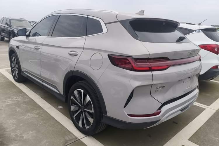 Used BYD Song PLUS New Energy 2025 DM-i Smart Drive 112KM Prestige Model Exterior 2