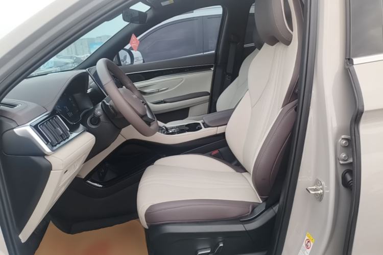 Used BYD Song PLUS New Energy 2025 DM-i Smart Drive 112KM Prestige Model Left Front Seat