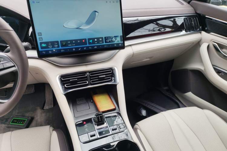 Used BYD Song PLUS New Energy 2025 DM-i Intelligent Driving 160KM Flagship Model Audio And AC Panel