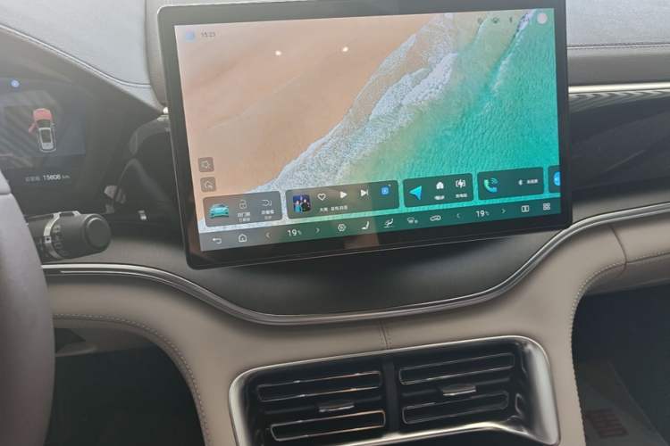 Used BYD Song PLUS New Energy 2025 DM-i 112KM Prestige Model Audio And AC Panel