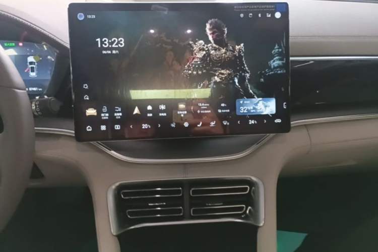 Used BYD Song PLUS New Energy 2025 EV Intelligent Driving Version 520km Premium Model Audio And AC Panel