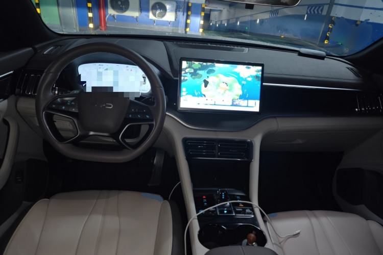 Used BYD Song PLUS New Energy 2025 EV 520km Luxury Version Center Console