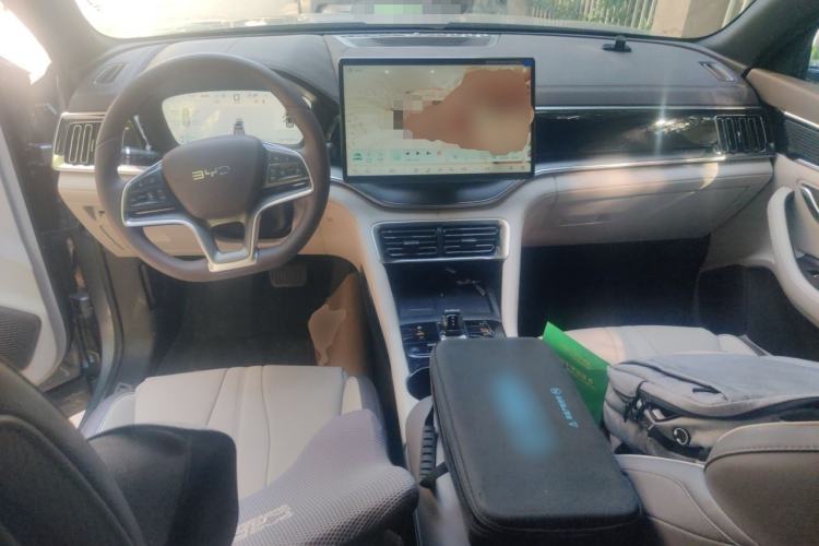 Used BYD Song PLUS New Energy 2025 DM-i 160KM Flagship Model Center Console