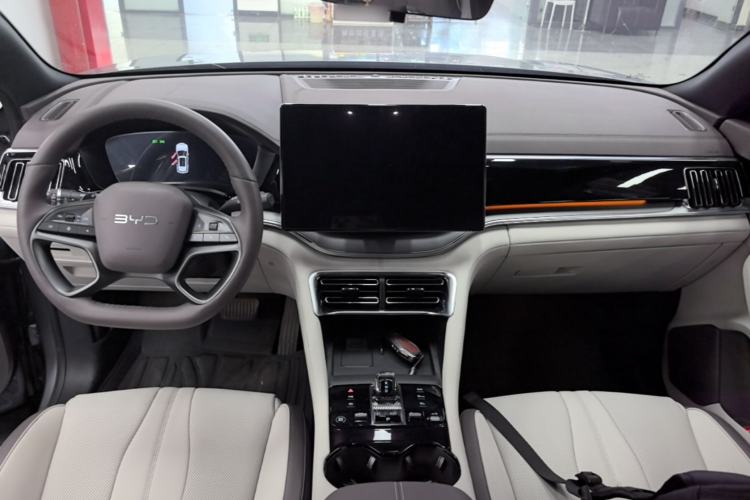 Used BYD Song PLUS New Energy 2025 EV Intelligent Driving Version 520km Premium Model Center Console
