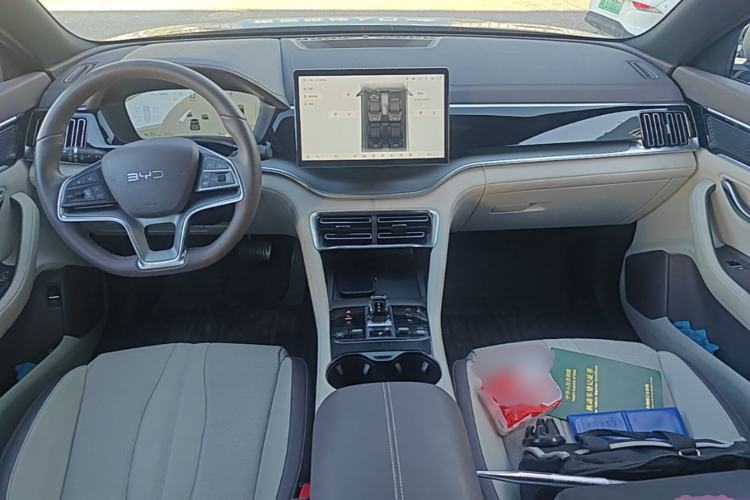 Used BYD Song PLUS New Energy 2025 EV 520km Premium Version Center Console