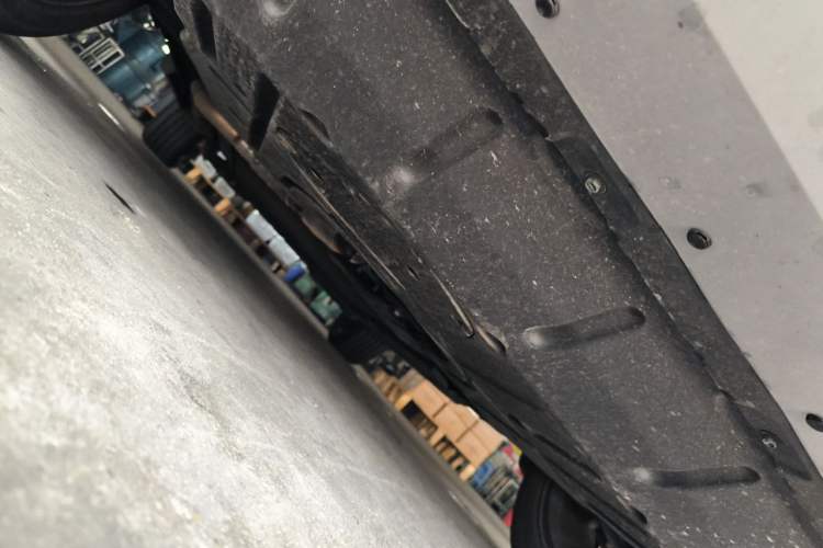Used BYD Song PLUS New Energy 2025 DM-i 112KM Prestige Model Chassis Front