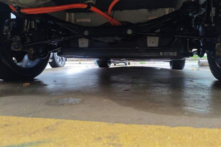 Used BYD Song PLUS New Energy 2025 EV with 605 km Range – Flagship Version Chassis Rear