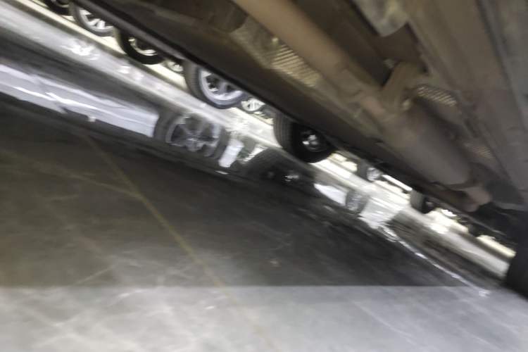Used BYD Song PLUS New Energy 2025 DM-i 112KM Prestige Model Chassis Rear Right