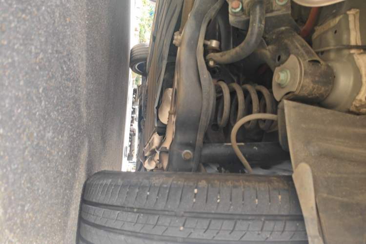 Used BYD Song PLUS New Energy 2025 DM-i 112KM Prestige Model Chassis Rear Right