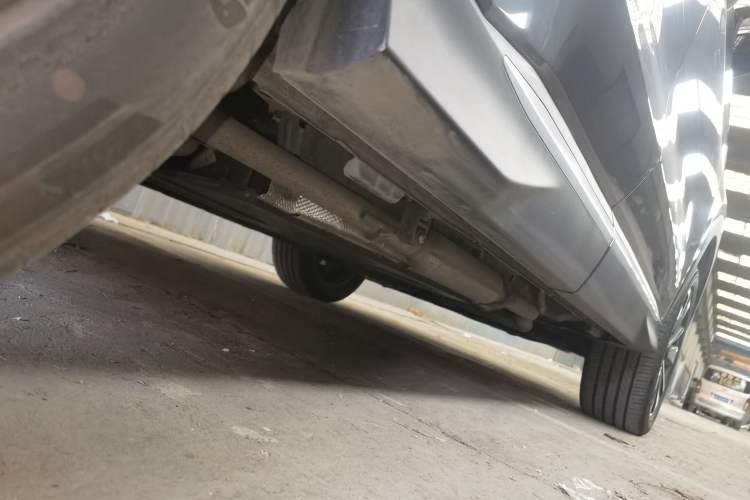 Used BYD Song PLUS New Energy 2025 DM-i 112KM Prestige Model Chassis Rear Right