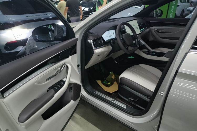 Used BYD Song PLUS New Energy 2025 EV Smart Drive Edition 605km Flagship Model Driver Seat