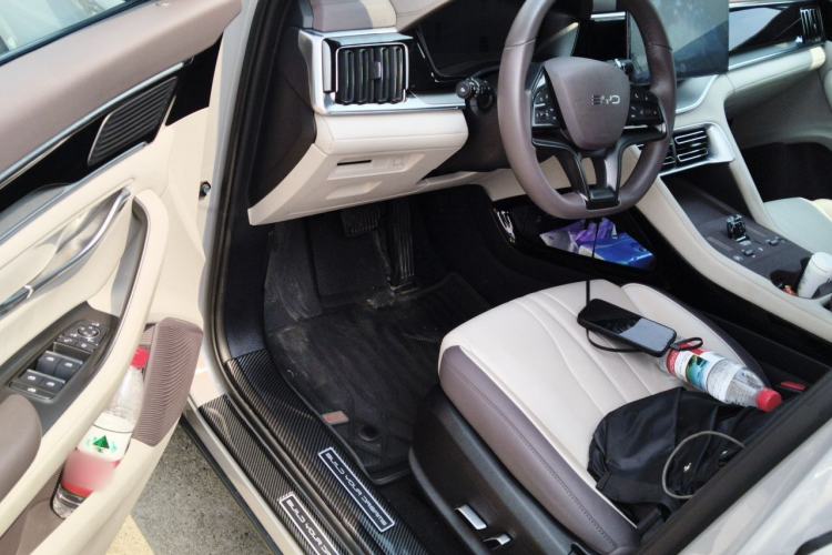Used BYD Song PLUS New Energy 2025 EV 520km Luxury Version Driver Seat
