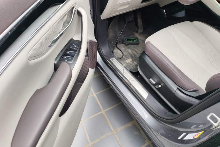 Used BYD Song PLUS New Energy 2025 DM-i Intelligent Driving 160KM Flagship Model Driver Seat