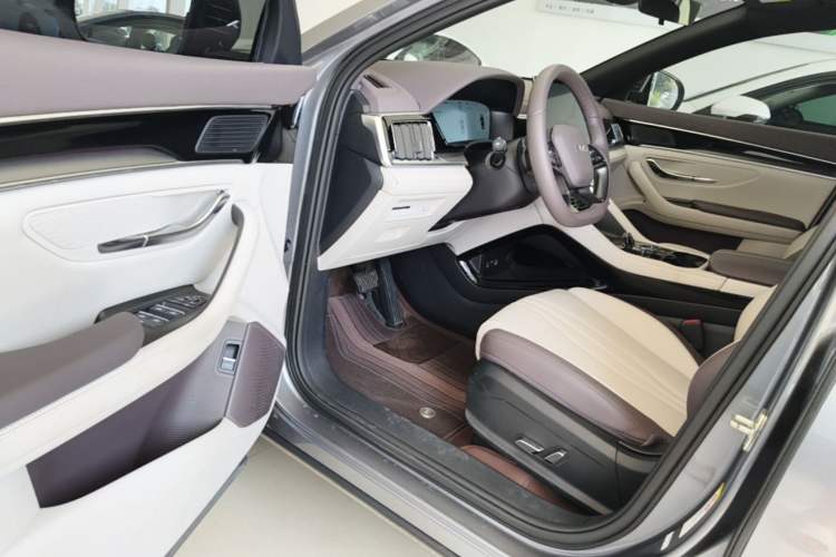 Used BYD Song PLUS New Energy 2025 EV Intelligent Driving Version 520km Premium Model Driver Seat