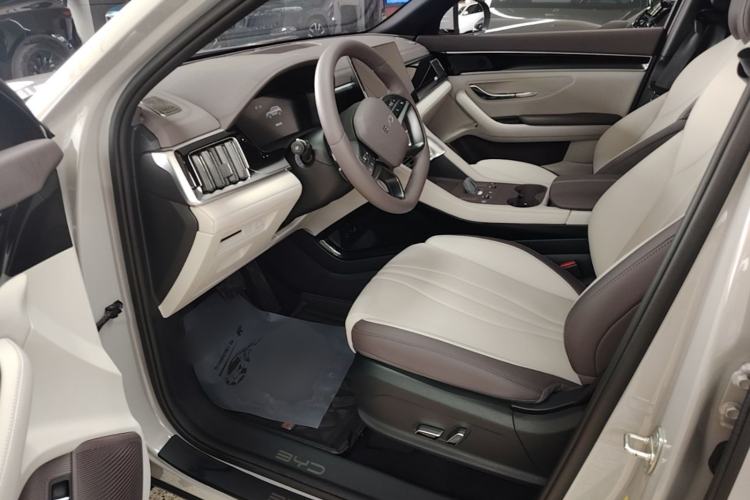 Used BYD Song PLUS New Energy 2025 EV Intelligent Driving Edition 520km Luxury Model Driver Seat