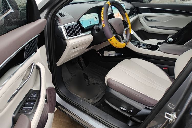 Used BYD Song PLUS New Energy 2025 DM-i 112KM Prestige Model Driver Seat