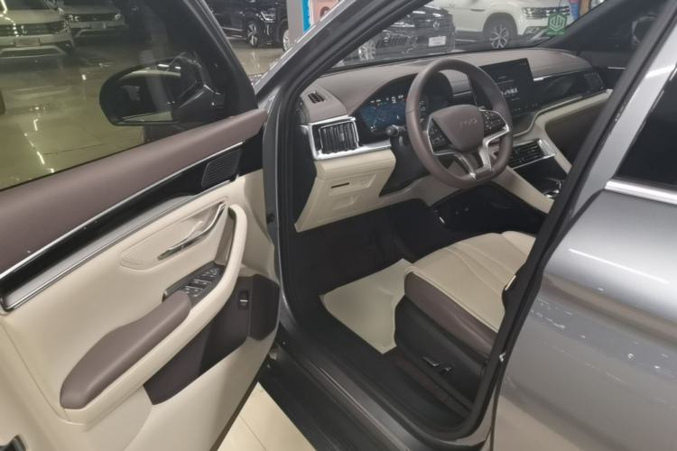Used BYD Song PLUS New Energy 2025 DM-i 112KM Prestige Model Driver Seat