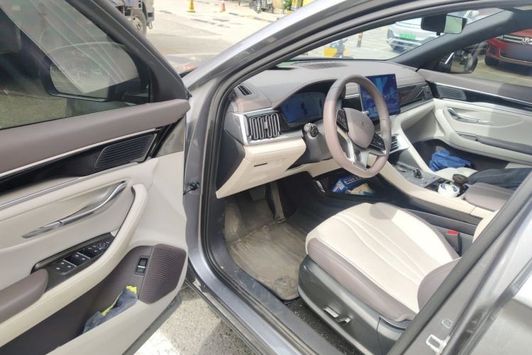 Used BYD Song PLUS New Energy 2025 DM-i 112KM Prestige Model Driver Seat
