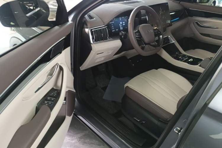 Used BYD Song PLUS New Energy 2025 EV Intelligent Driving Version 520km Premium Model Driver Seat