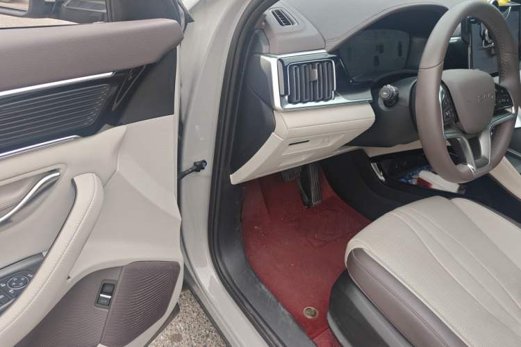 Used BYD Song PLUS New Energy 2025 DM-i 112KM Prestige Model Driver Seat