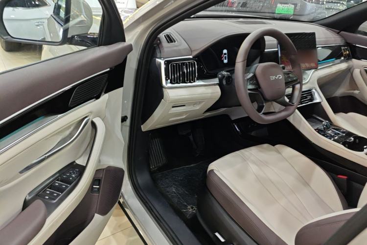 Used BYD Song PLUS New Energy 2025 DM-i Intelligent Driving 112KM Prestige Model Driver Seat