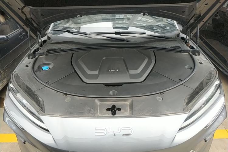 Used BYD Song PLUS New Energy 2025 DM-i 112KM Prestige Model Engine Bay