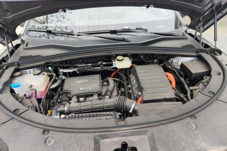 Used BYD Song PLUS New Energy 2025 DM-i Intelligent Driving 160KM Flagship Model Engine Bay