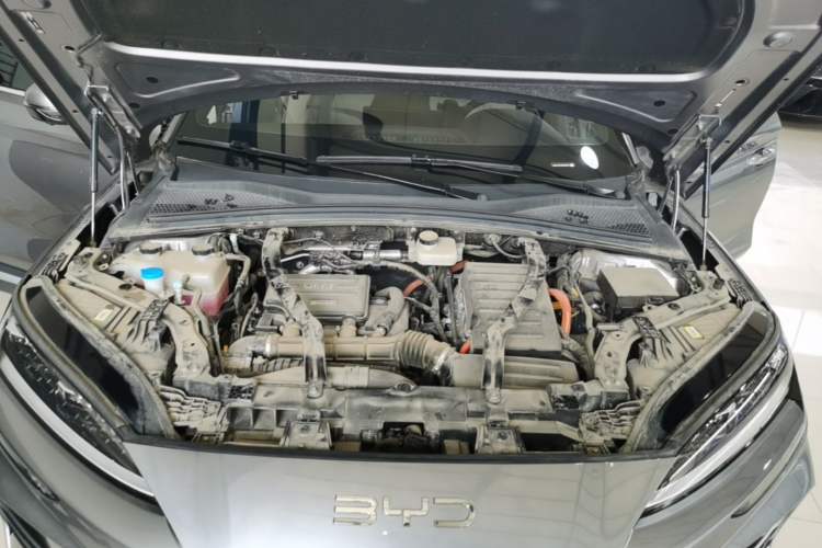 Used BYD Song PLUS New Energy 2025 DM-i 112KM Prestige Model Engine Bay
