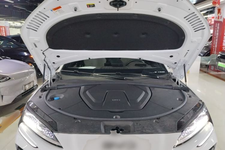 Used BYD Song PLUS New Energy 2025 DM-i 112KM Prestige Model Engine Bay