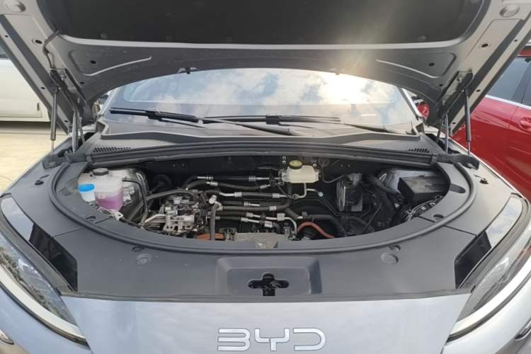 Used BYD Song PLUS New Energy 2025 EV 520km Luxury Version Engine Bay