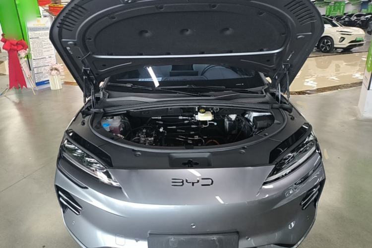 Used BYD Song PLUS New Energy 2025 EV Intelligent Driving Edition 520km Luxury Model Engine Bay