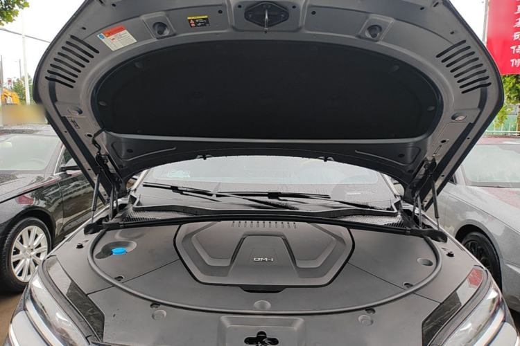 Used BYD Song PLUS New Energy 2025 DM-i 112KM Prestige Model Engine Bay